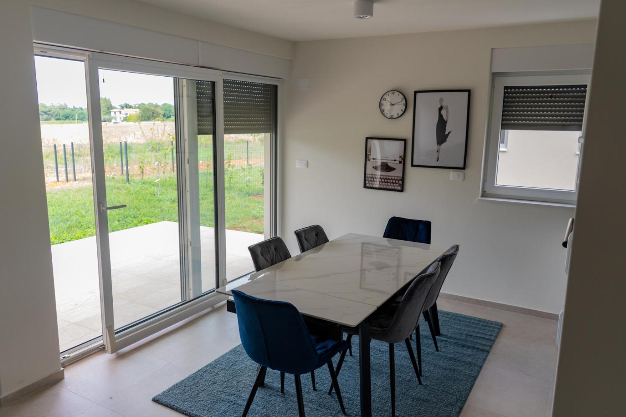 Baden Basanija, Umag-with Sea View, Parking And 300m From The Apartment