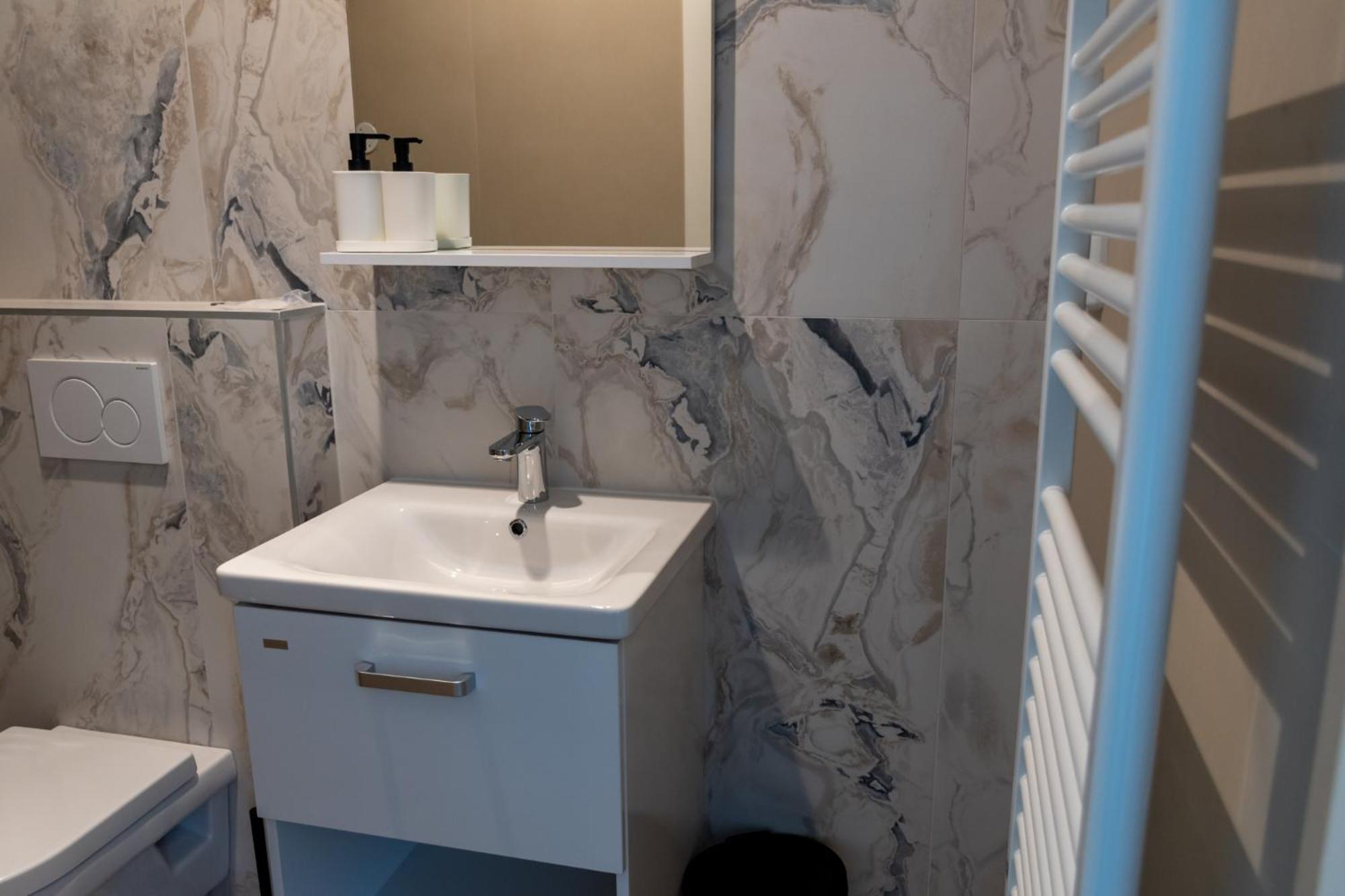 Apartment Baden Basanija, Umag-with Sea View, Parking And 300m From The Basanija