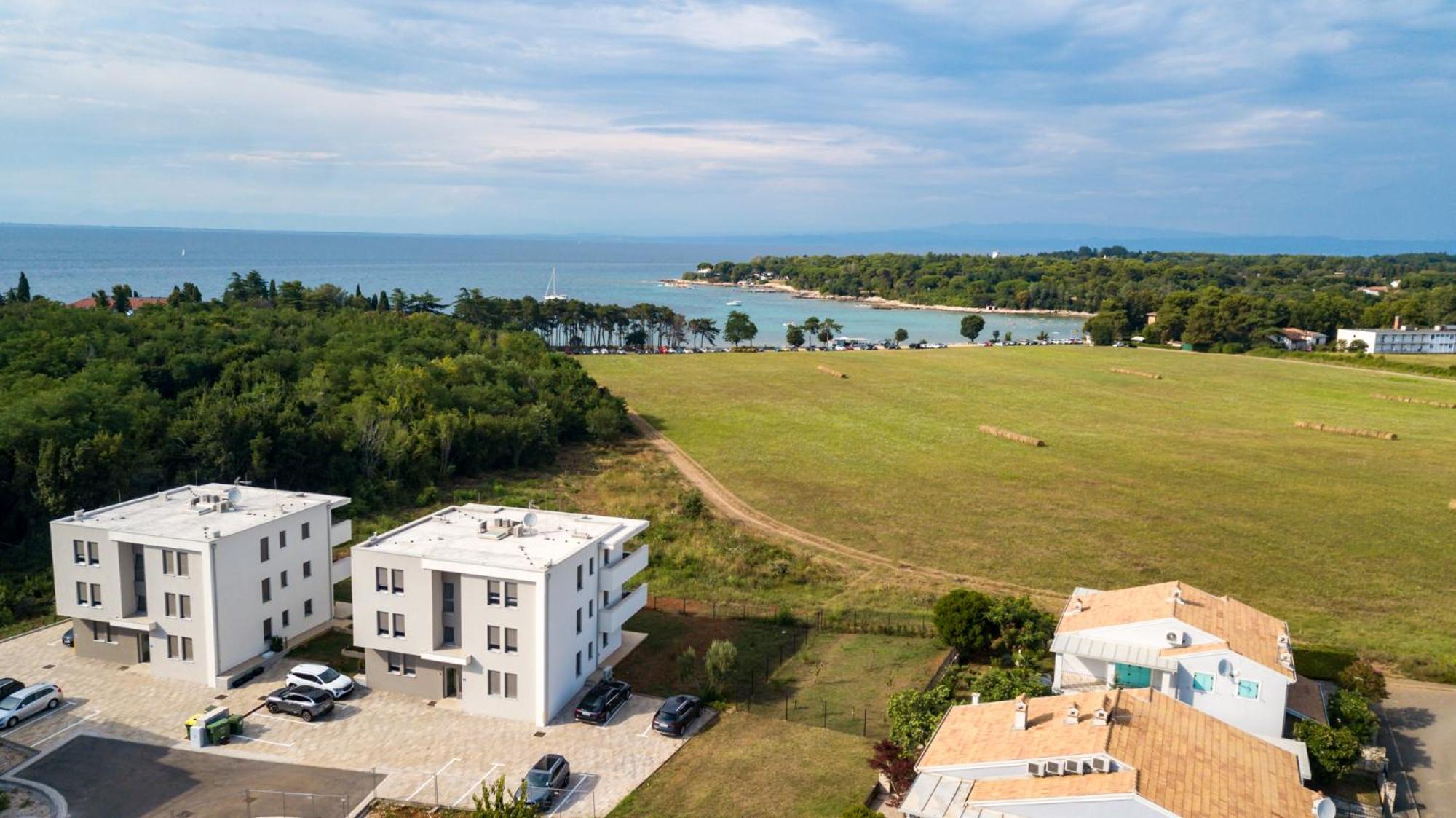 Apartment Baden Basanija, Umag-with Sea View, Parking And 300m From The *