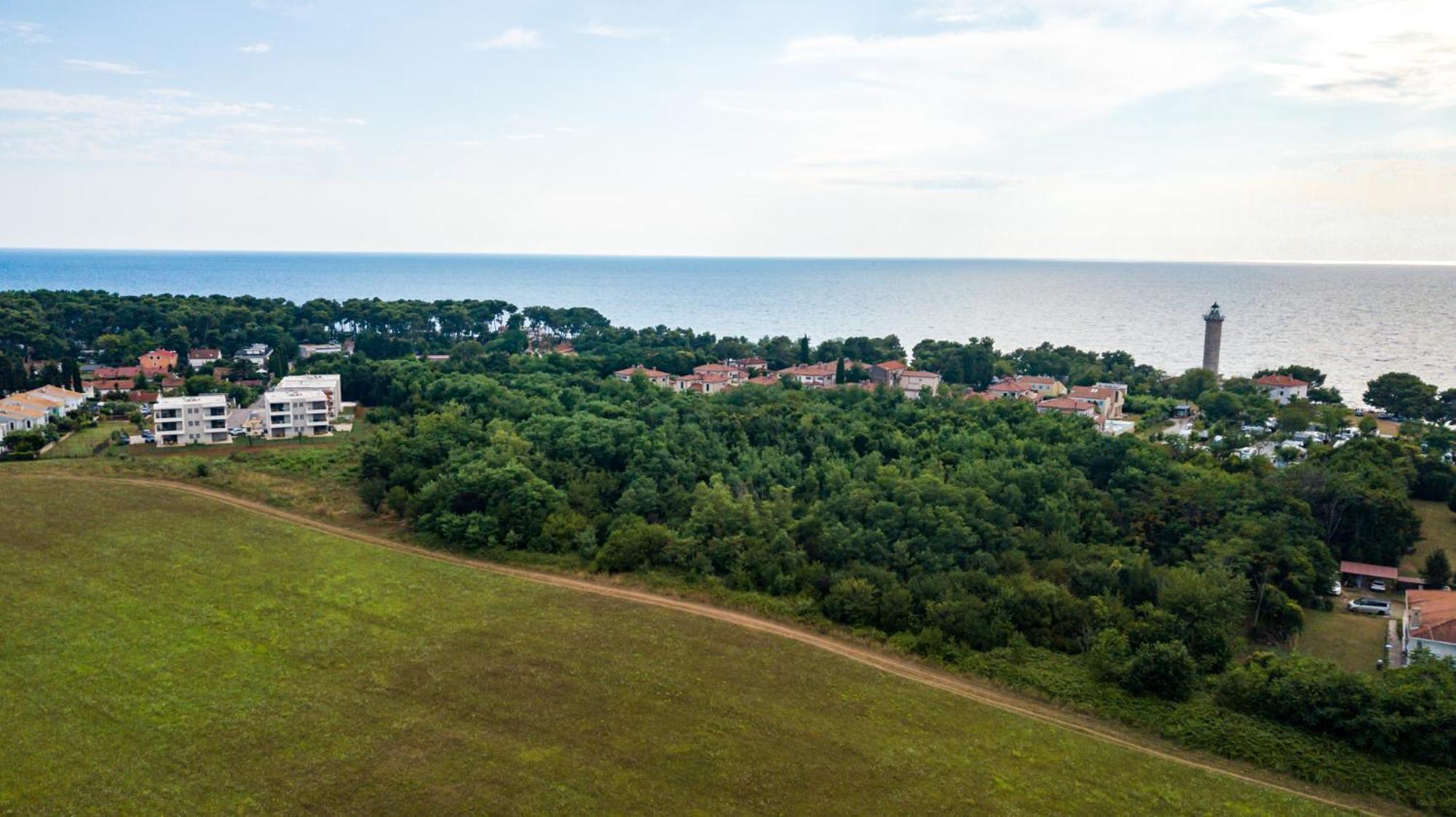 Baden Basanija, Umag-with Sea View, Parking And 300m From The * Basanija